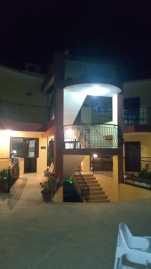 Las Palmeras Hotel Çamyuva Exteriér fotografie