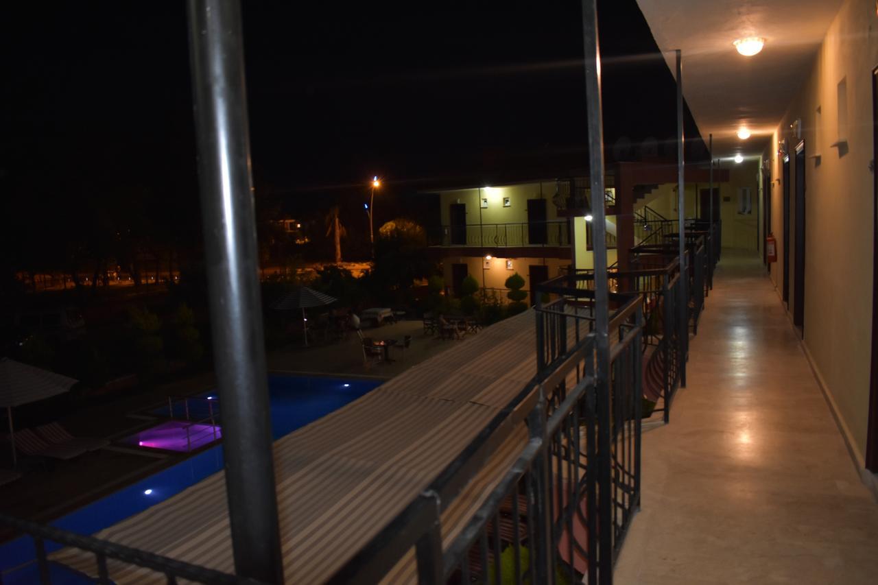 Las Palmeras Hotel Çamyuva Exteriér fotografie
