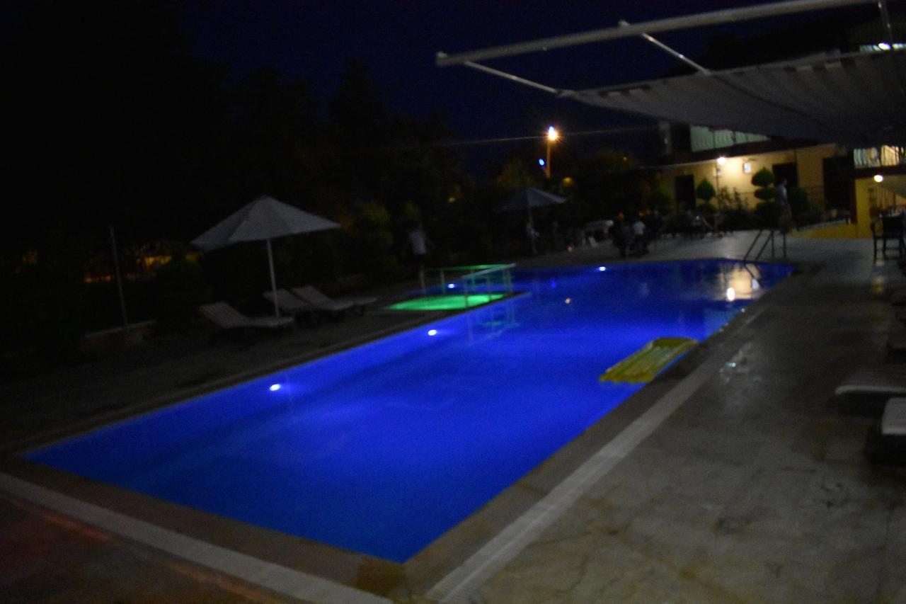 Las Palmeras Hotel Çamyuva Exteriér fotografie
