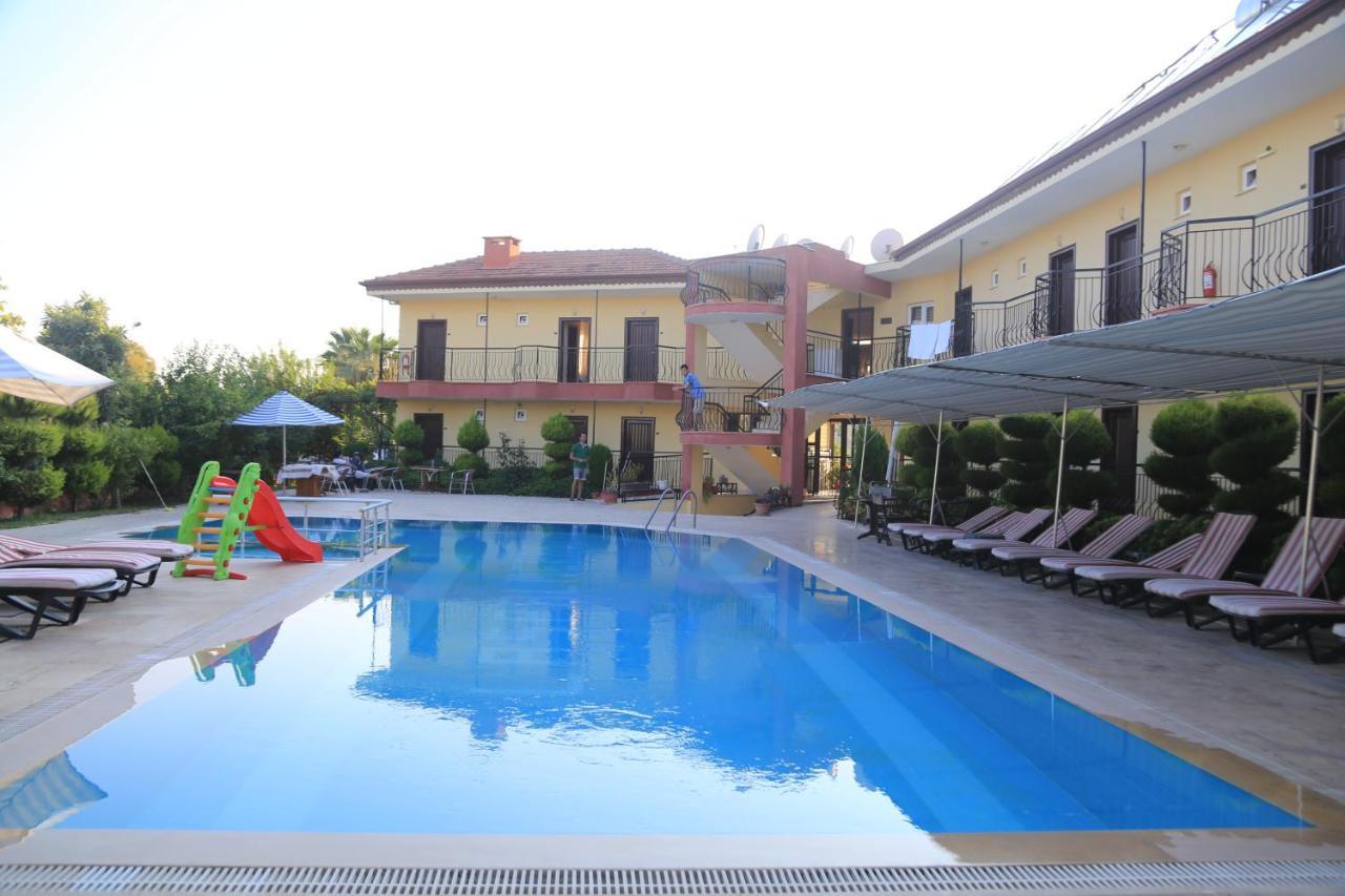 Las Palmeras Hotel Çamyuva Exteriér fotografie